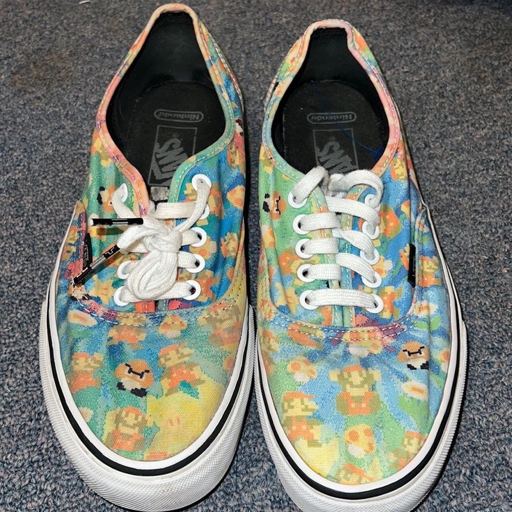 VANS Women's Tie Dye Authentic Nintendo Super Mario Brothers Sneakers US 9.5
